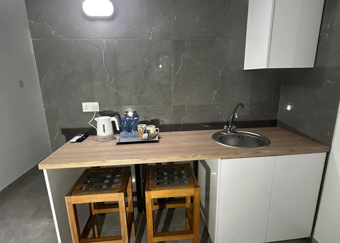 Seacity Appartamento Larnaca